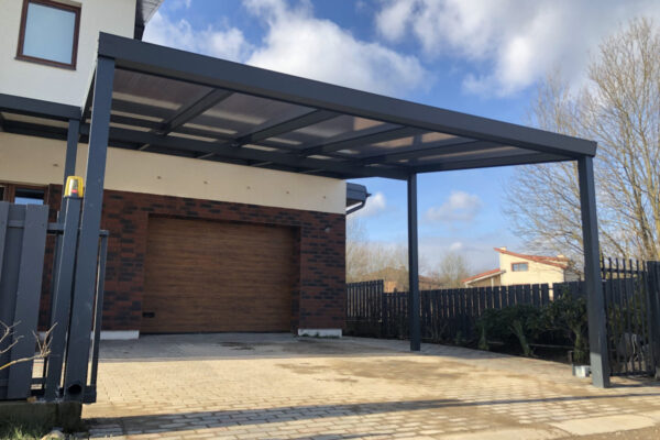 Stoginės automobiliui